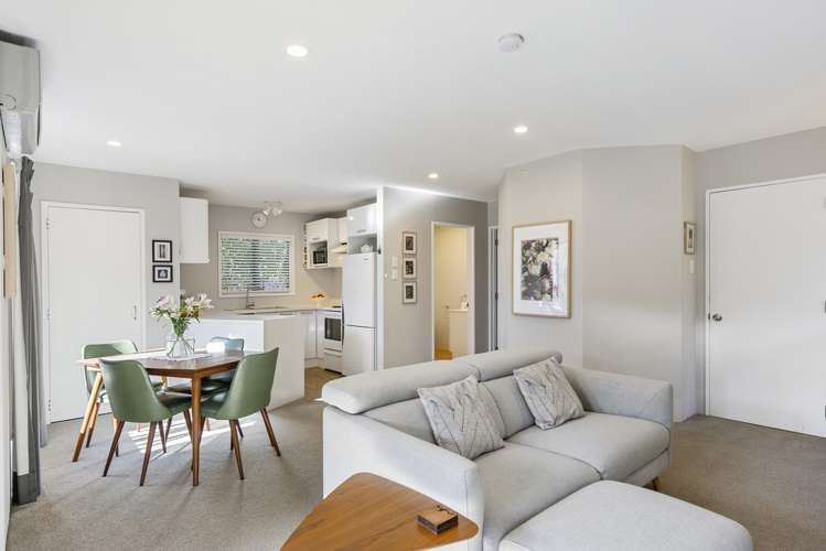 2/236 Meola Road Point Chevalier_11