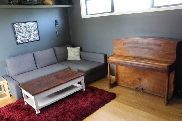 460 Gladstone Road Gladstone_9