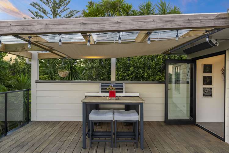 52 Solar Road Glen Eden_21