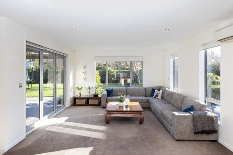 134 Hussey Road_4
