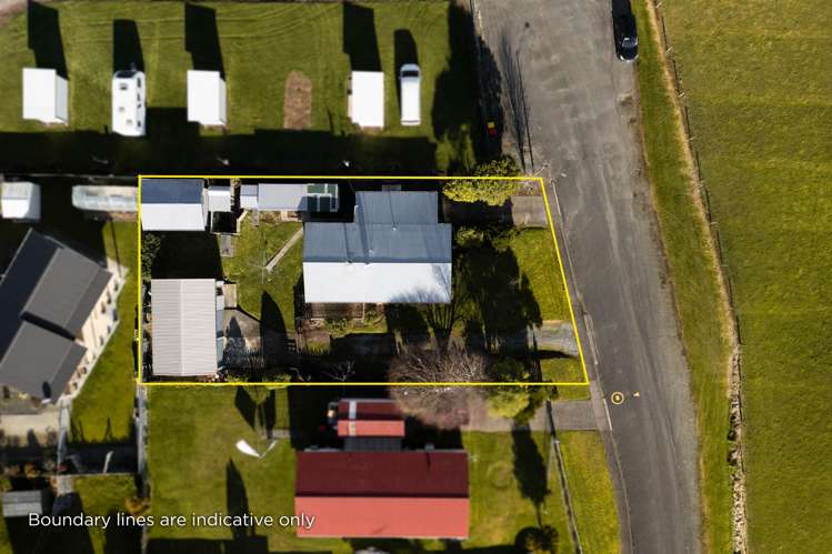 19 Peace Street Tuatapere_27