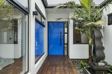 28 Honeyfield Drive_3