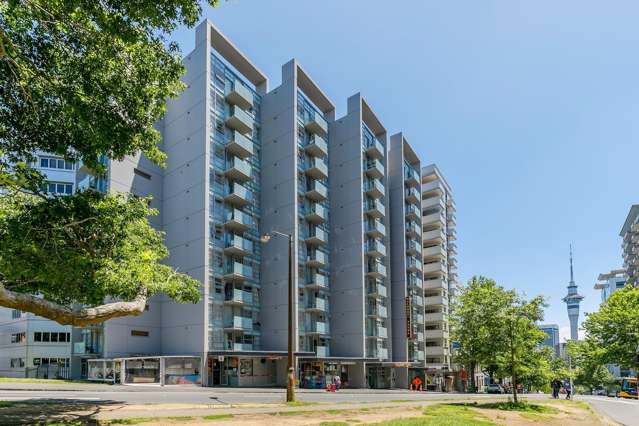 Next to University – Perfect to Live or Invest