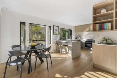 12A Appleyard Crescent_1
