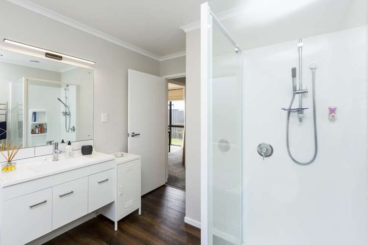 36 Te Kaeaea Crescent Wallaceville_16