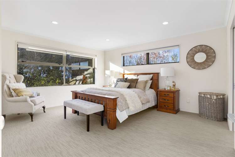 33 Chateau Rise Flat Bush_17