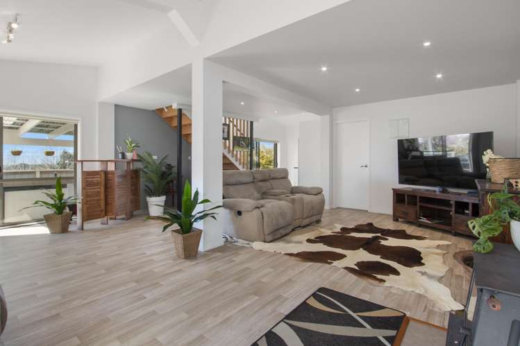 107 Thompsons Track Aongatete_12