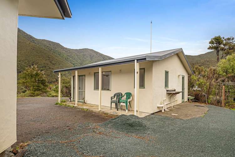 3 Soucis Lane Okiwi Bay_24