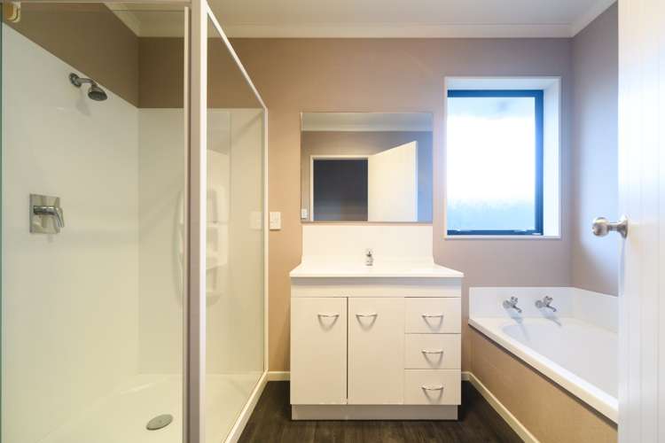 6 Nevada Way Kelvin Grove_18