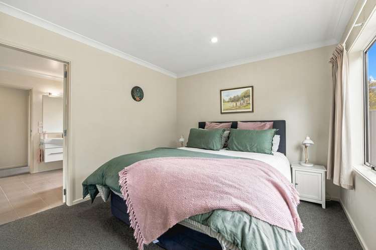2/38 Kinloch Road Kinloch_11