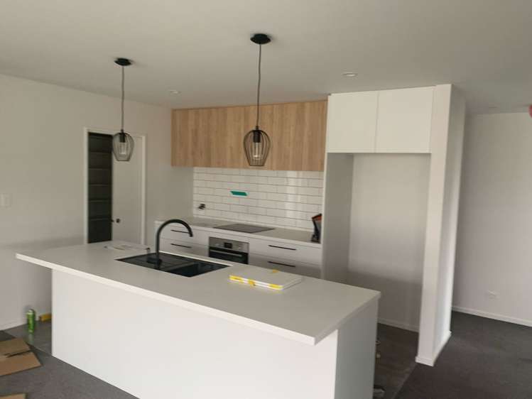 184 Faringdon Boulevard Rolleston_23