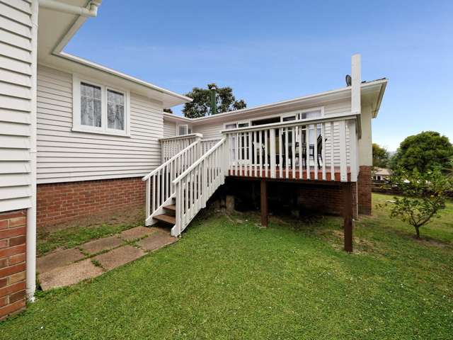 6 Deane Avenue Titirangi_3