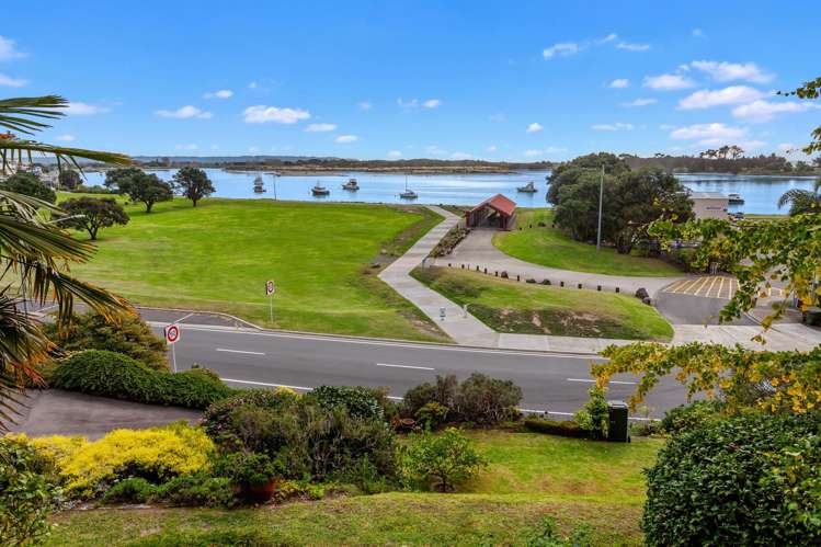 37 Muriwai Drive_4