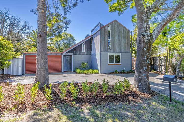 10 Glenys Place Russley_14