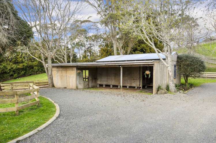 366 Rimmer Road Helensville_18
