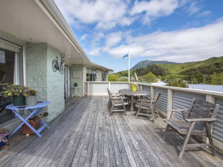 7 Leicester Street Picton_1