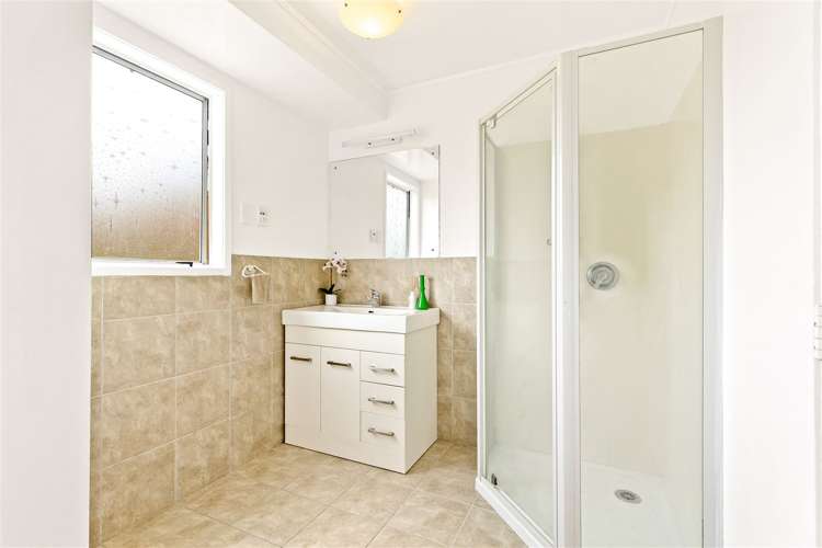 52 Farwood Drive Henderson_13