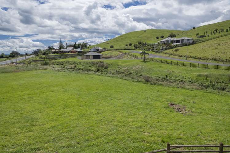 1 Colin Drive Paeroa_17
