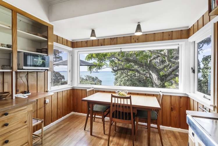 16 Tui Vale Road Cockle Bay_12