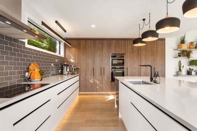 2 John Monck Lane Redcliffs_6