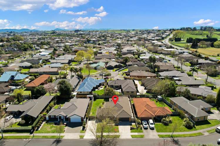 44 Wiltshire Drive Huntington_31