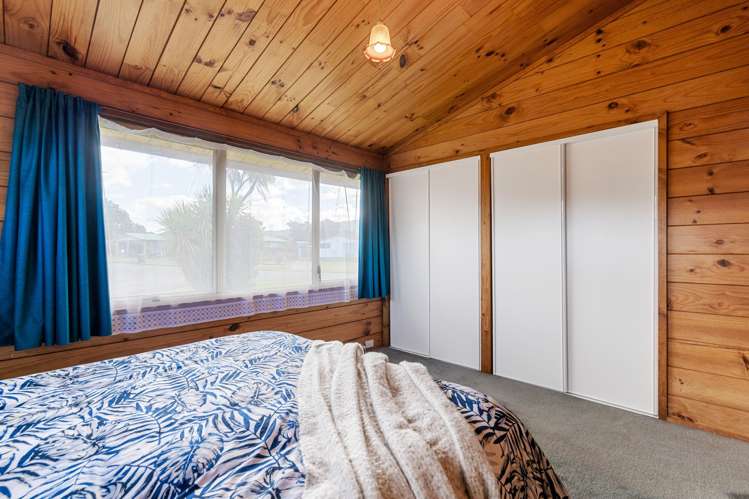 2 Bata Place Pomare_12