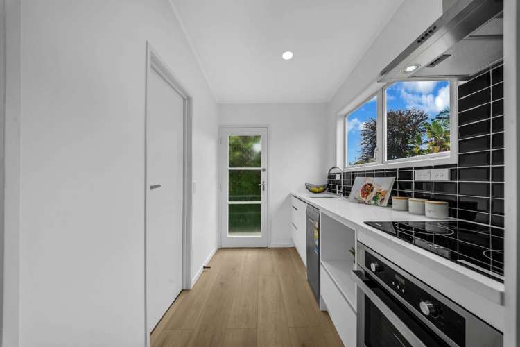 8/10A Arabi Street Sandringham_22