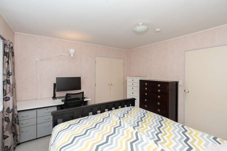 16 Oregon Crescent Glenview_16