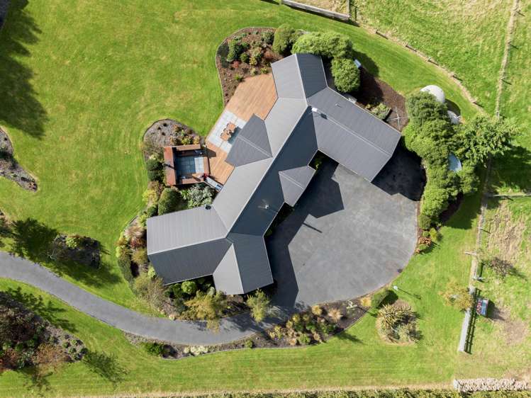 478 Riccarton Road West North Taieri_44