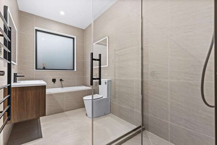 39 Matahae Crescent Milldale_14
