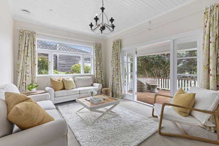 4A & 4B Whitianga View Paremata_3