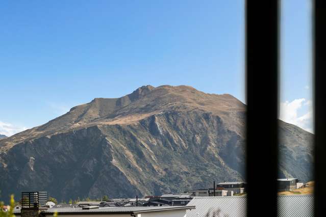 6 McNeil Crescent Wanaka_4