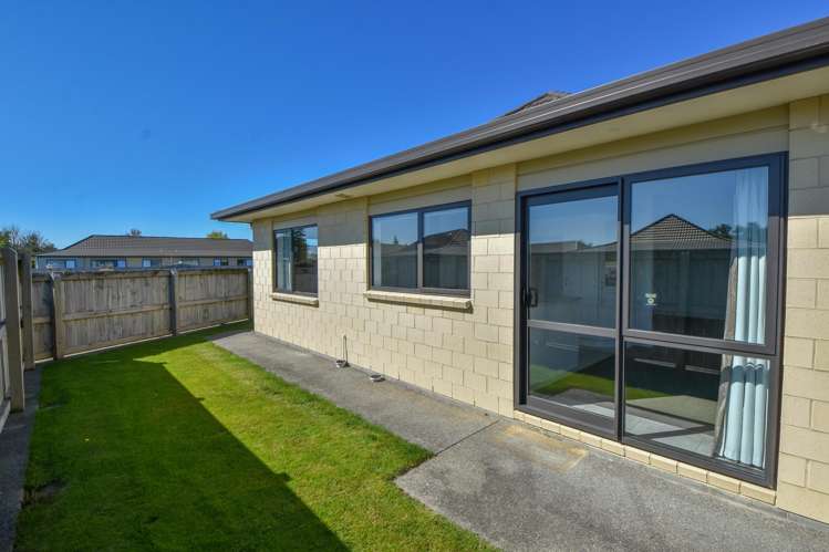 50 Ashmore Park Road Carterton_16