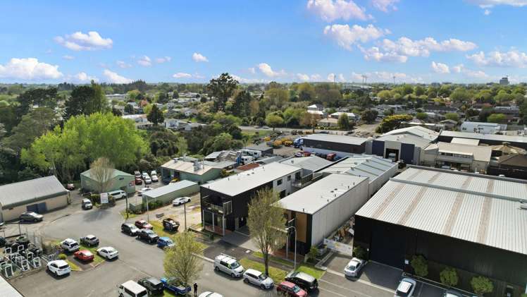 Unit 1-4/2 Tahi Street Frankton_13