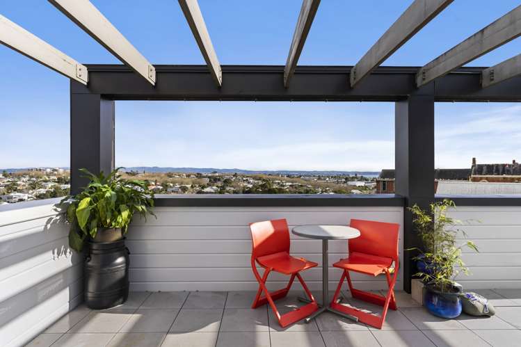 2a/2 Dickens Street Grey Lynn_7