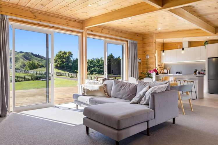 36B Totaranui Drive_4