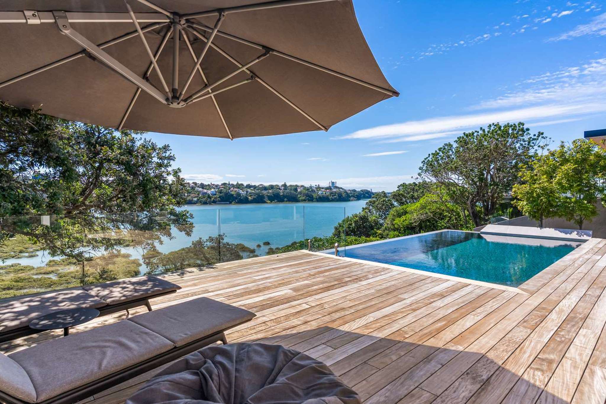 Remuera clifftop home with riparian rights for sale as family plans move abroad