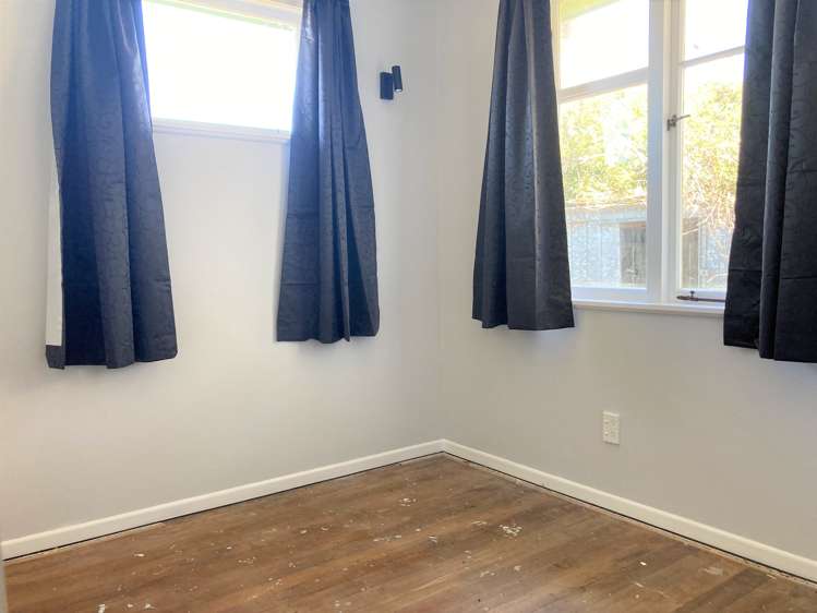 75 Mould Street Waitara_11