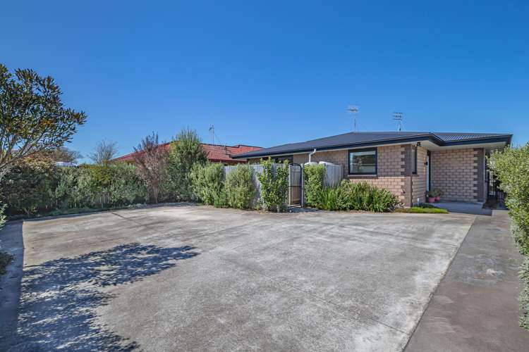 1/72C Queen Street Levin_11