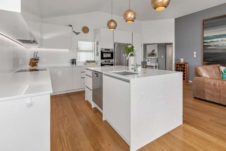 10 Attwood Street Tamaterau_27