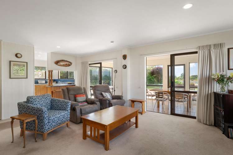 16 Pohutukawa Drive Athenree_11