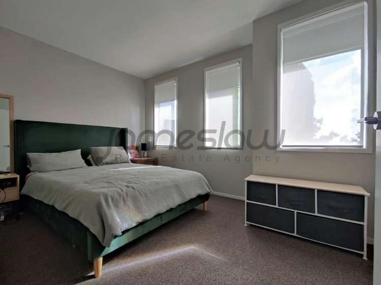 16/1 Glenside Crescent Forrest Hill_16