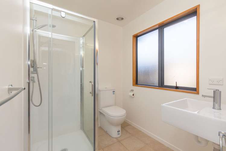 25 Bernard Road Albert Town_12