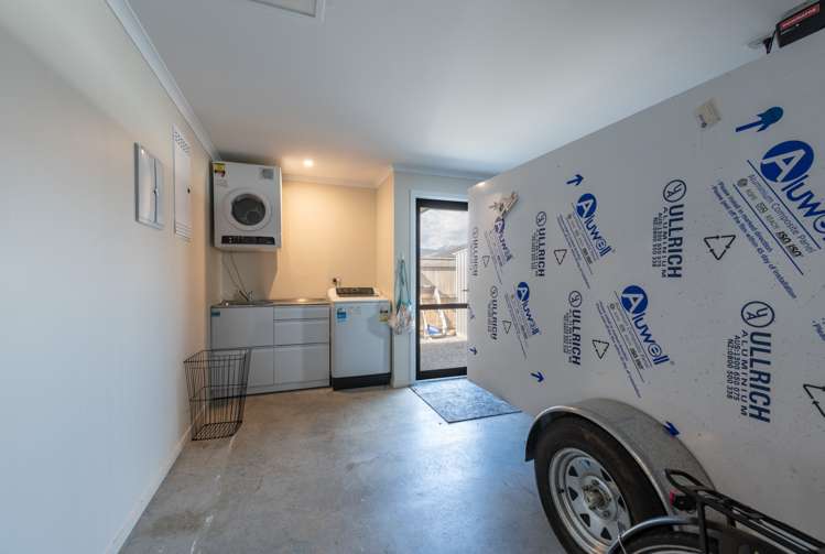 1 Woodley Road Richmond_17