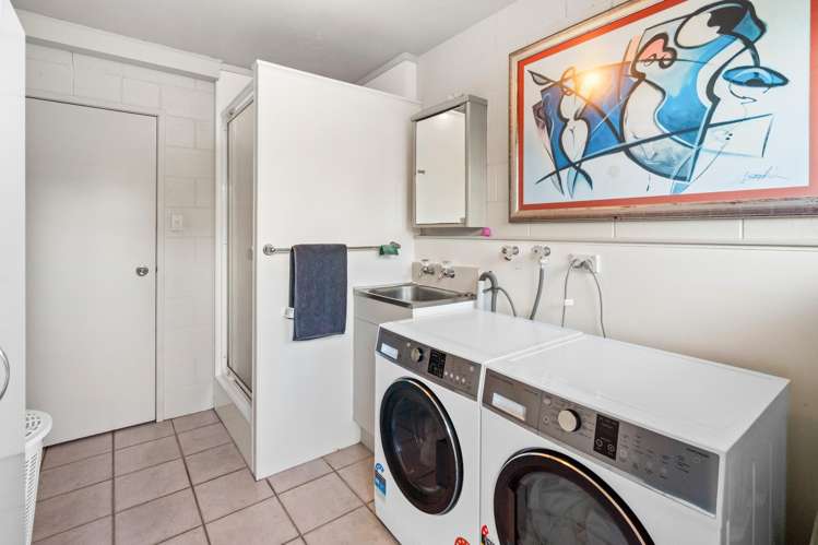 27 Waetford Road Matapouri_27