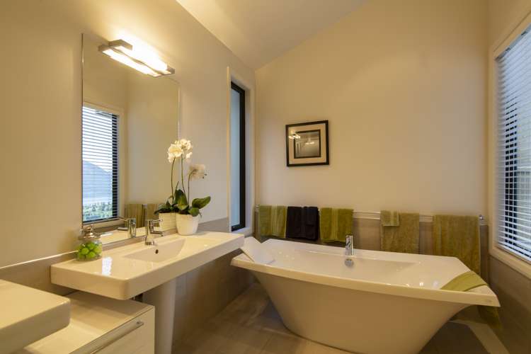 37 Belfast Terrace Queenstown_19