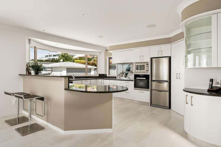 3 Seaview Road Otumoetai_6