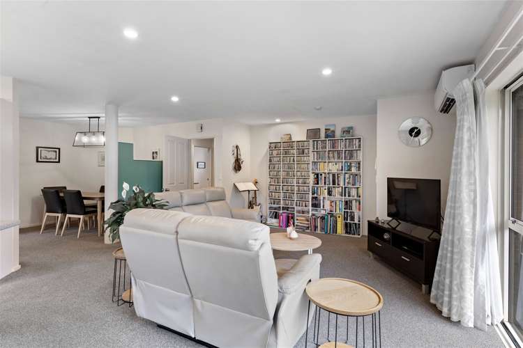 27 Woodglen Drive Woodend_19