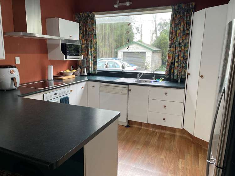 347 Campbell Road Bunnythorpe_5