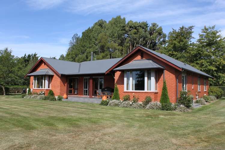 612 Lower Sefton Road Sefton_1